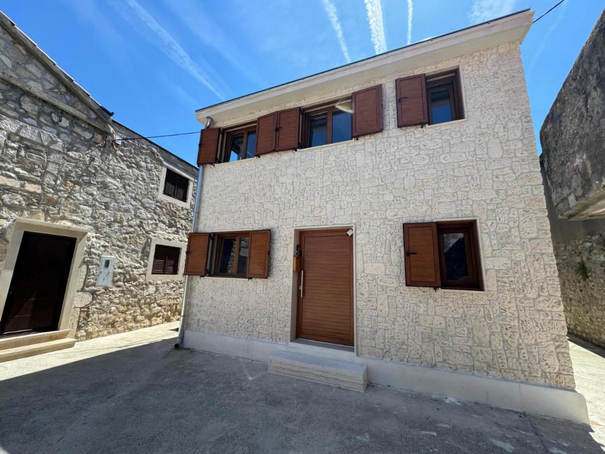 Stone House Moca - B&B