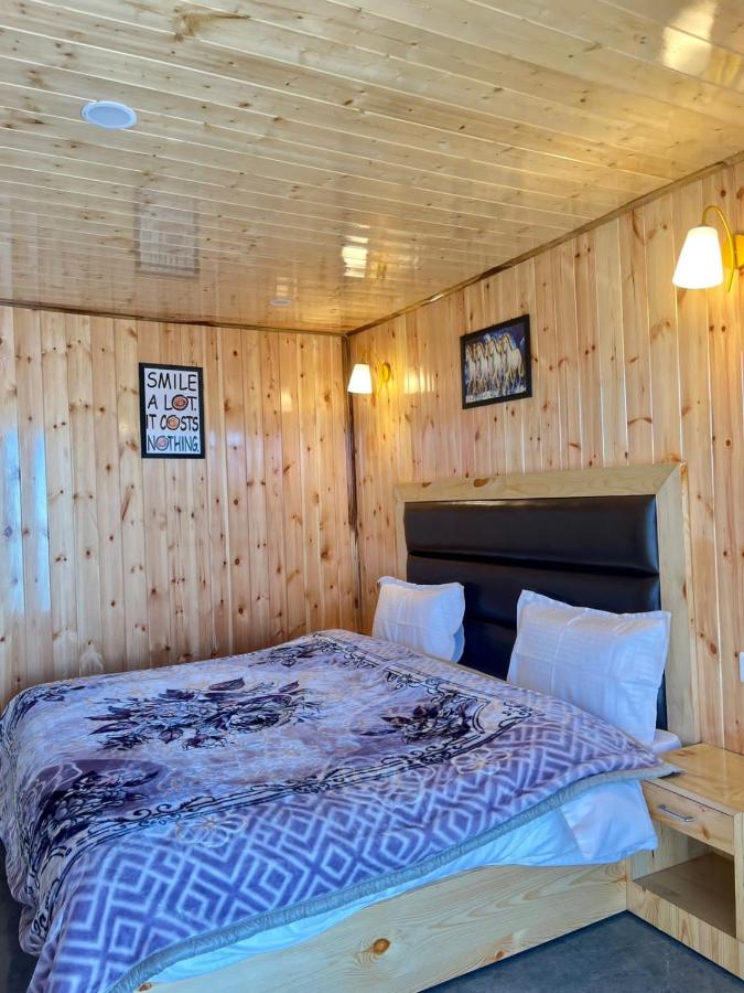 Vamika house & Cafe - B&B