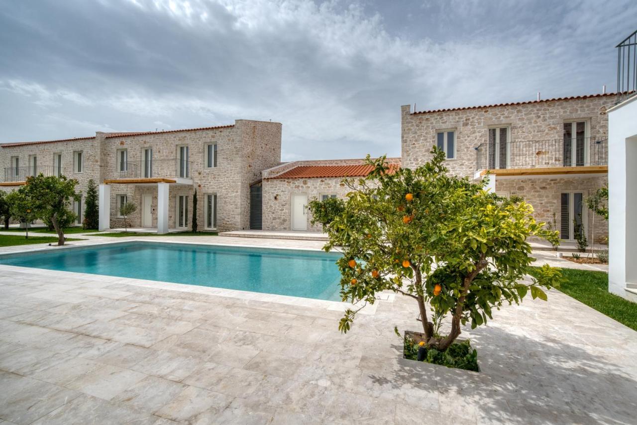 Petroulas Village - Ferienwohnung
