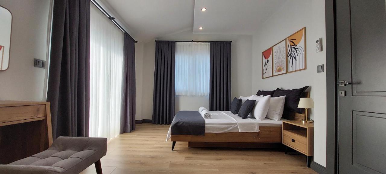 Apartamento de 3 dormitorios con balcón