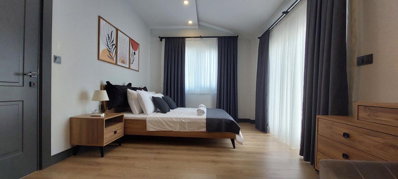 Apartamento de 3 dormitorios con balcón