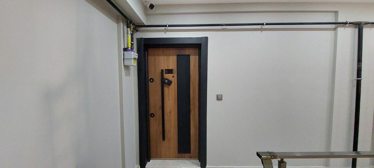 Apartamento de 3 dormitorios con balcón