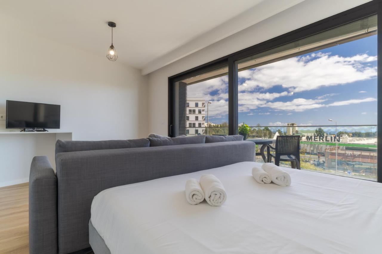 Fenix III - B&B Funchal