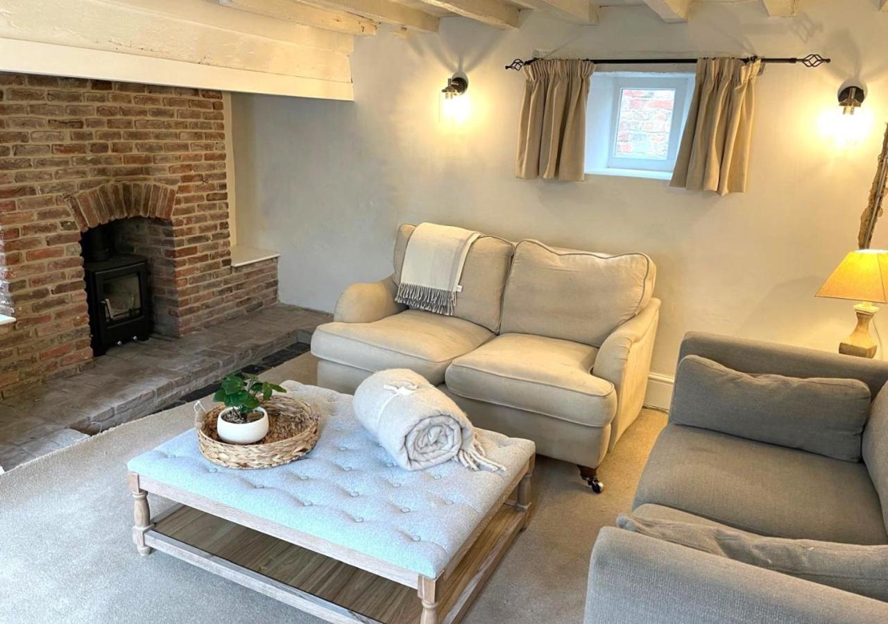 Pump Cottage - B&B