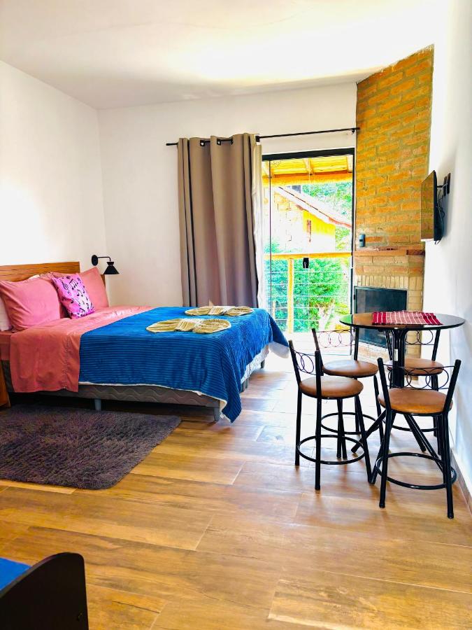 Familiensuite mit Balkon