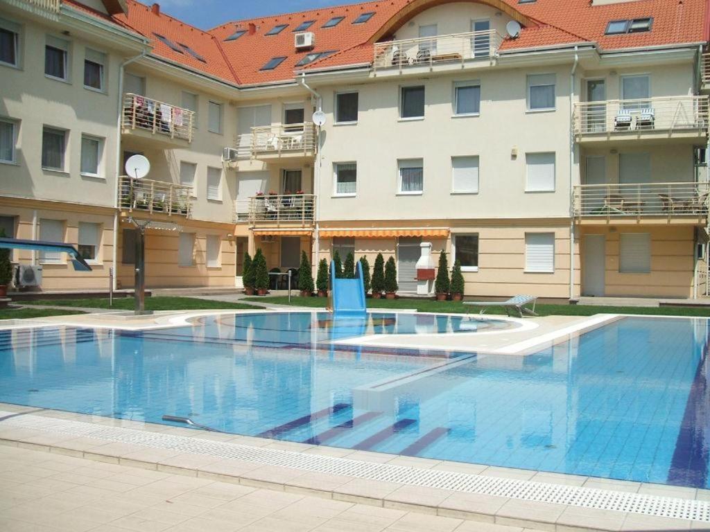 Luxory & Spa Apartman - Bed and Breakfast