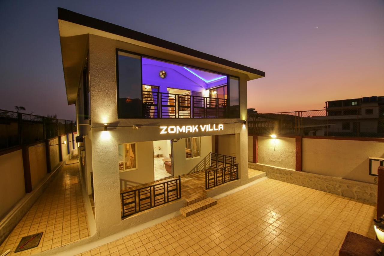 Zomak Villa 3BHK in Lonavala with pvt pool By Bungalows In Lonavala - B&B Lonavla