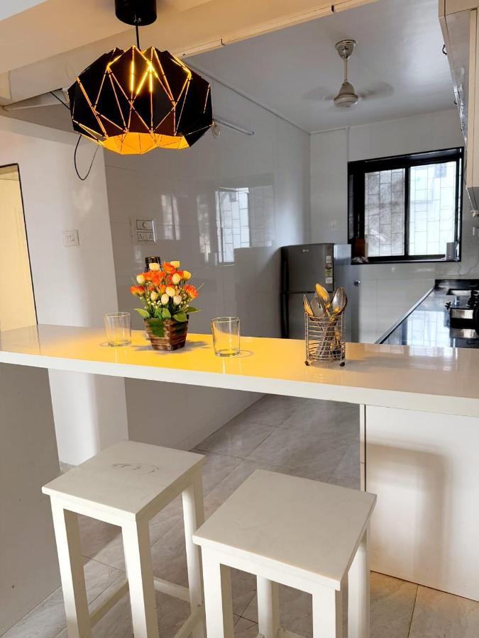 2bhk Cozy Apartment by Royal Luxor stay - B&B