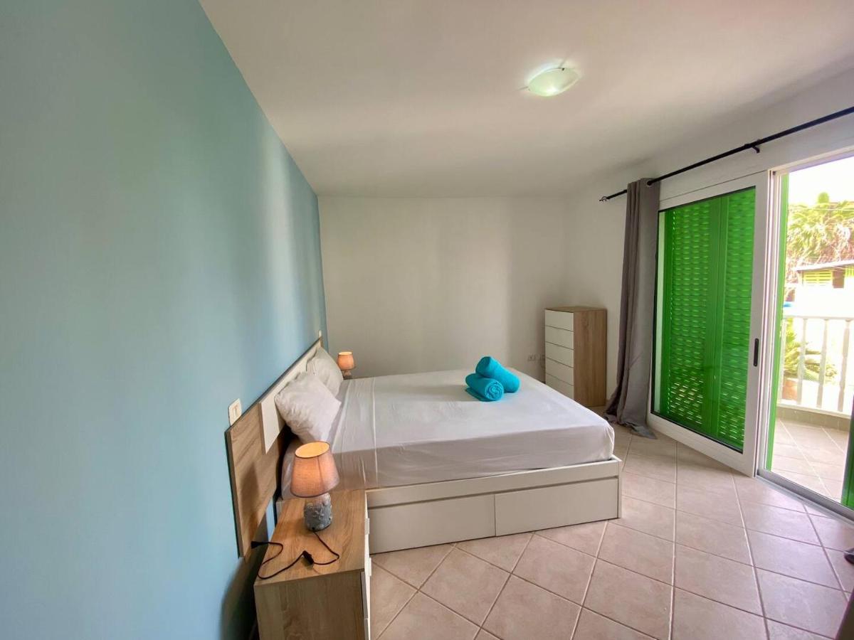 Apartment with Pool View 