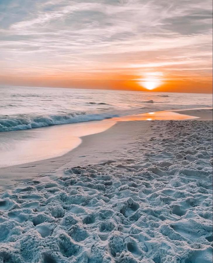 7308 Sunset A by Nautical Properties Vacation Rentals - Chambres d’hôtes Panama City Beach