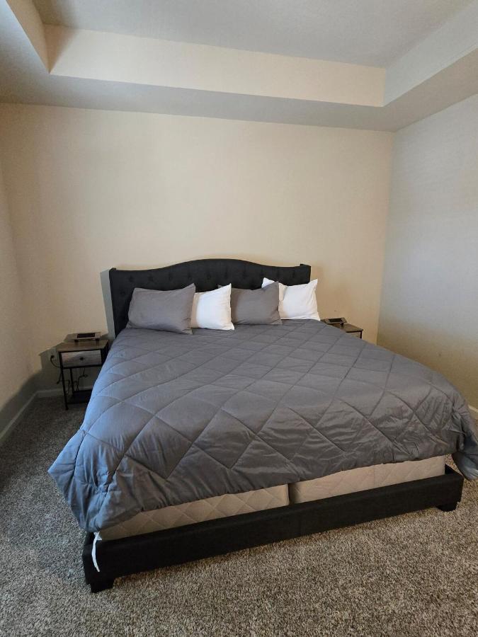 Bright and Airy 3bdrm - B&B