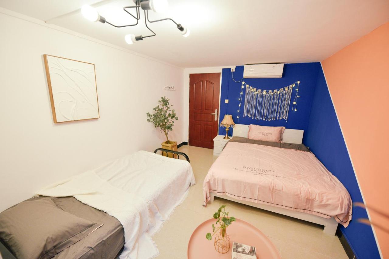 Lin Jiang Apartment - Bed and Breakfast