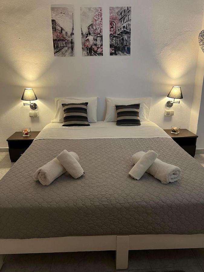 Camera Matrimoniale con Patio