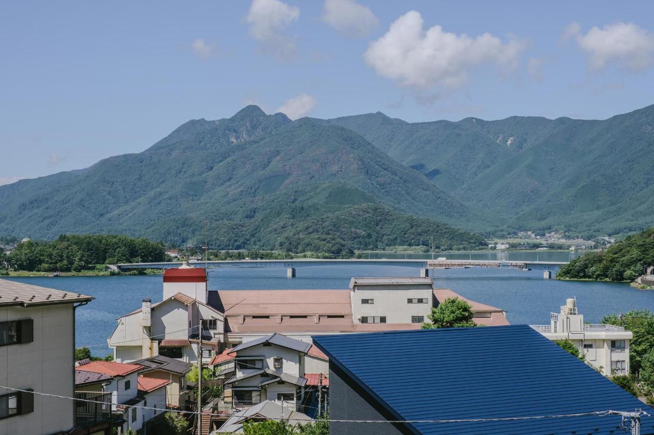 LakeView-Rental Villa Engawa House - Bed and Breakfast Fujikawaguchiko