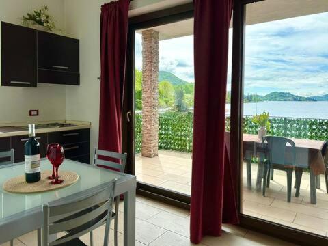 One-Bedroom Apartment with Terrace