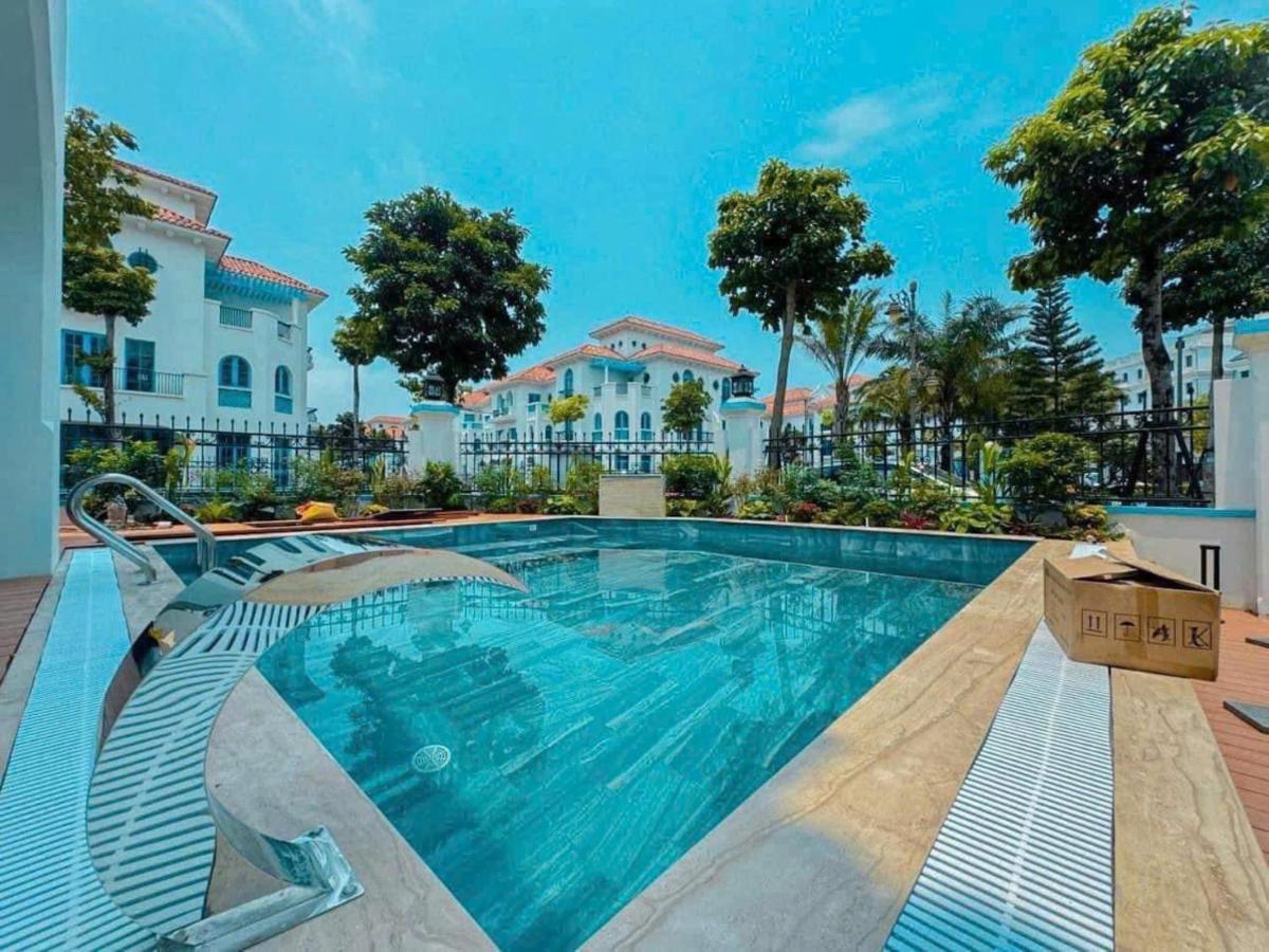 Chuỗi Villa Sun Feria Padd 7 ngủ - sát biển - bể bơi- trung tâm Bãi Cháy - B&B