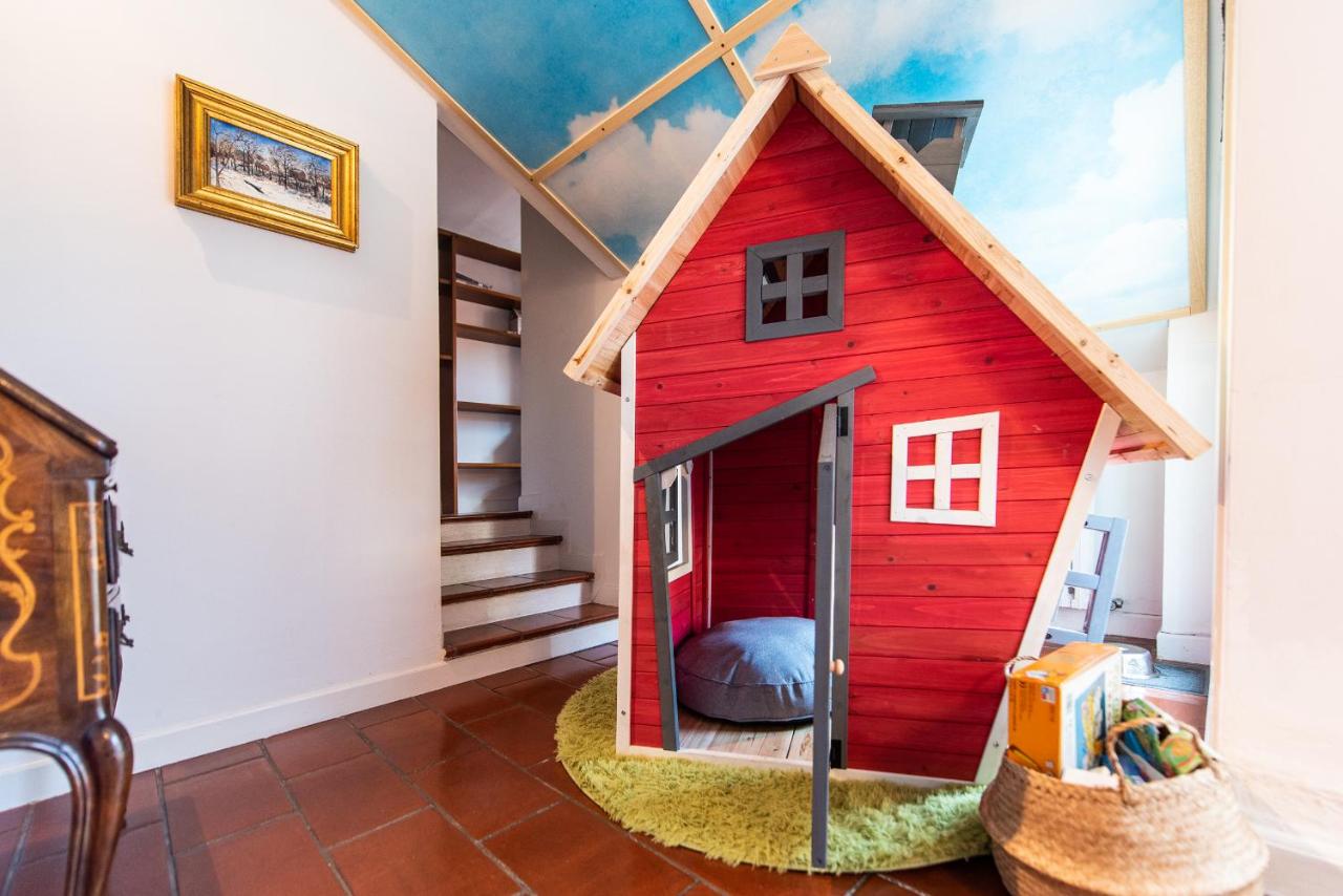HOUSE with TERRACE - Bed and Breakfast