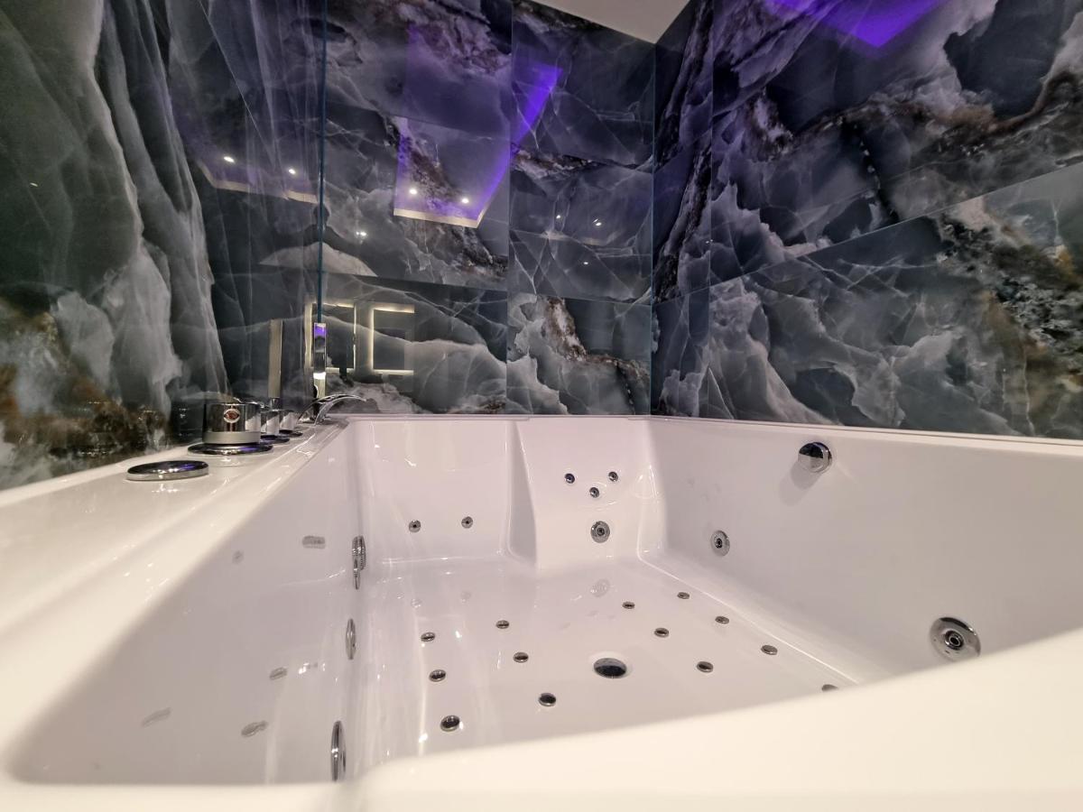 West Brompton Studios - B&B