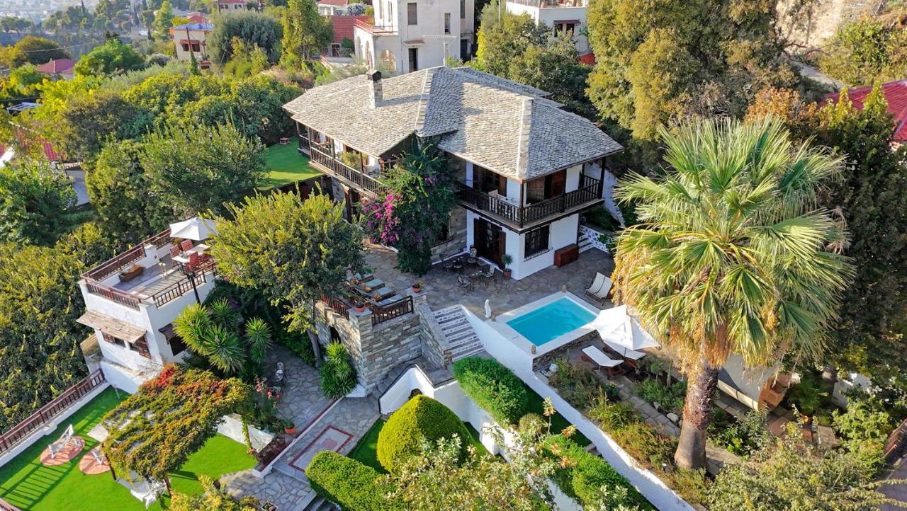 Pelion Luxury Villa Ivy - Bed and Breakfast Áno Vólos