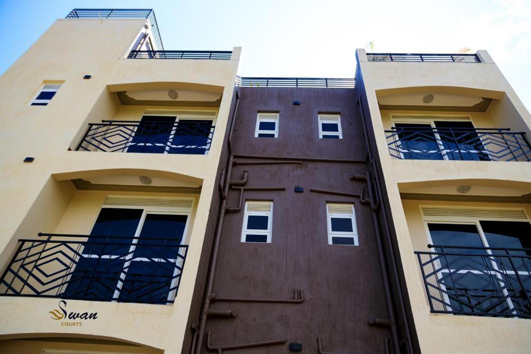 Swan Courts - Entebbe - B&B Bugiri