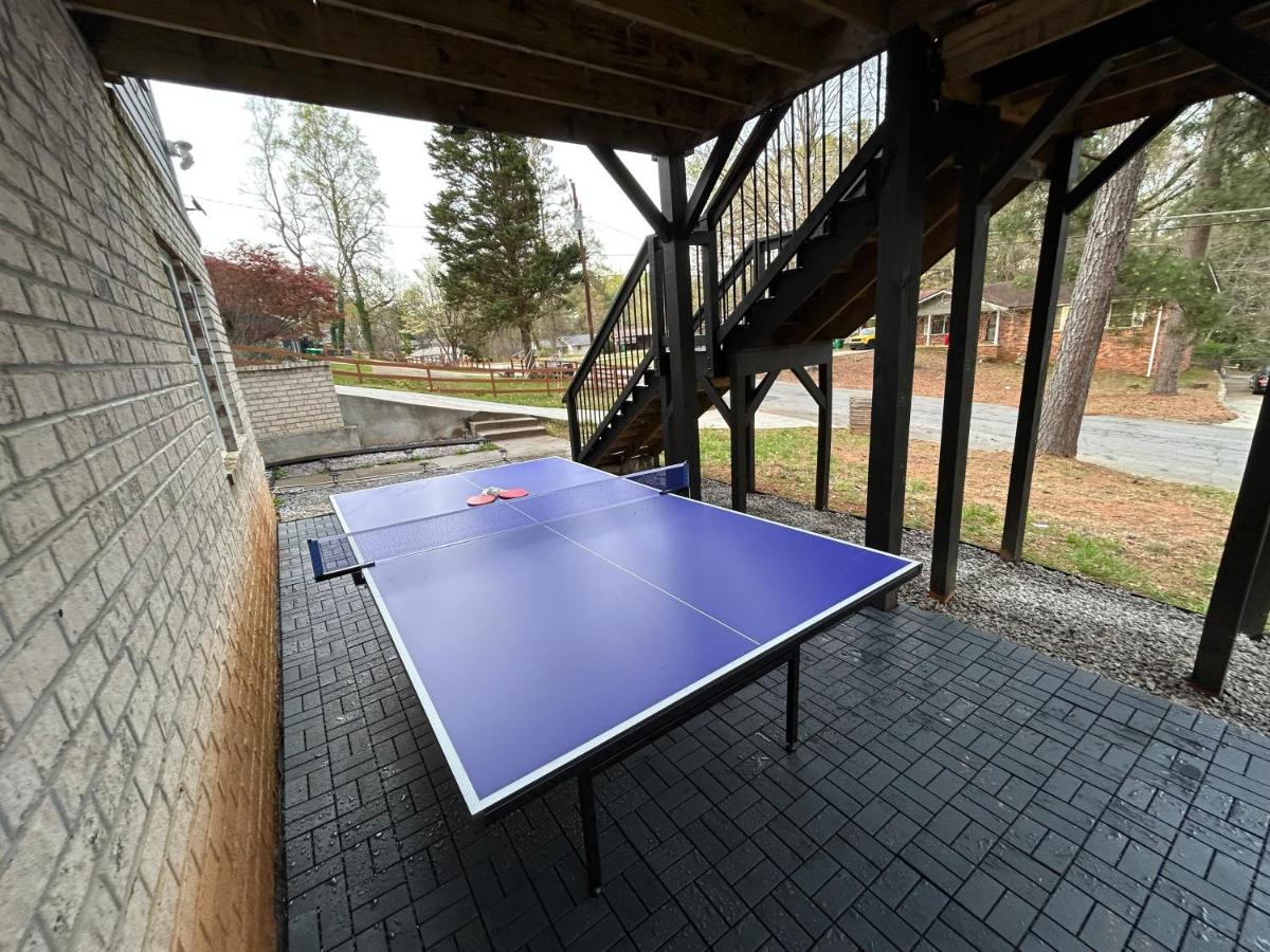 Spacious Getaway 15mins from Downtown Atlanta - B&B