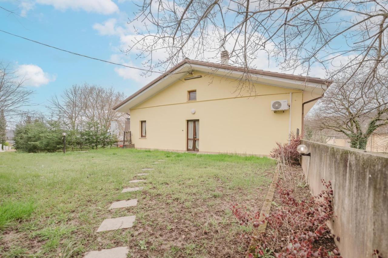 Casa Rivoli - Private Garden & Free Parking - Bed and Breakfast