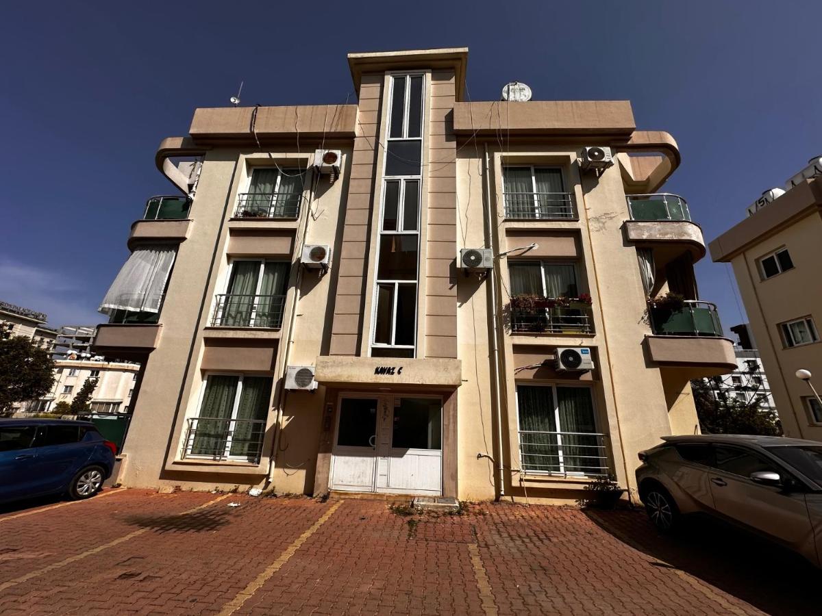 2 bedroom Kavaz Site, around the tourism port - Ferienwohnung Kyrenia