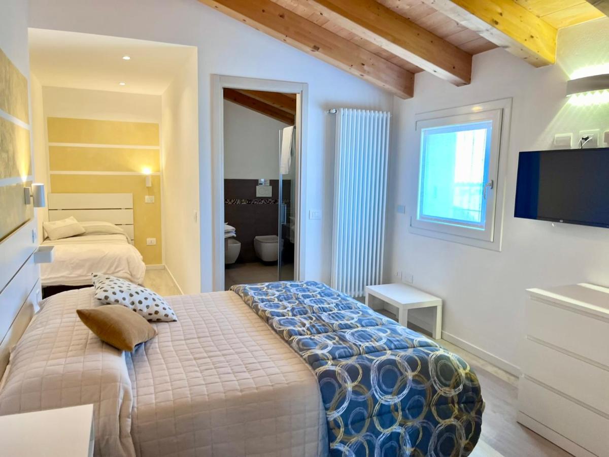 Habitación Doble Deluxe (2 adultos + 1 niño)