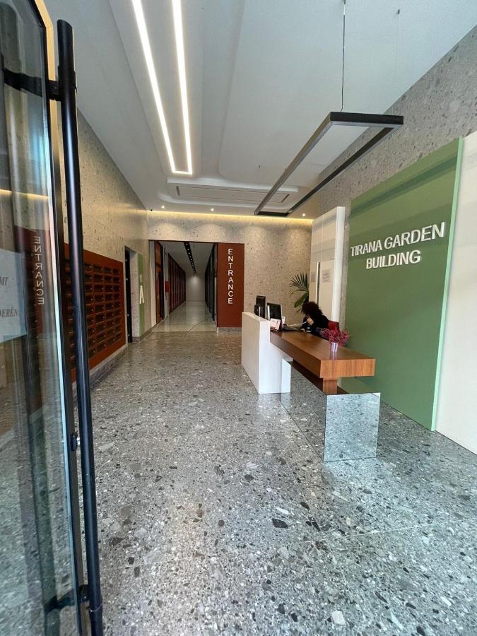 Garden Building Luxury Apartment - B&B