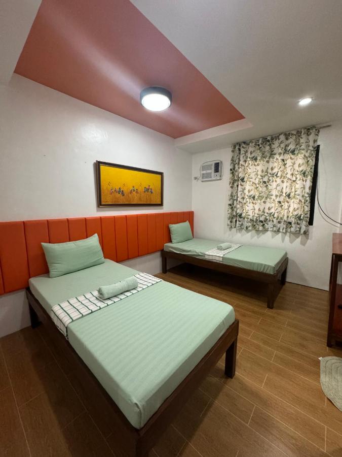 Doppel-/Zweibettzimmer mit eigenem Bad