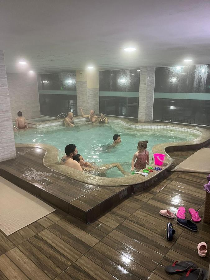 Apto Bombinhas Summer Beach Spa a 350 mts de la playa - B&B