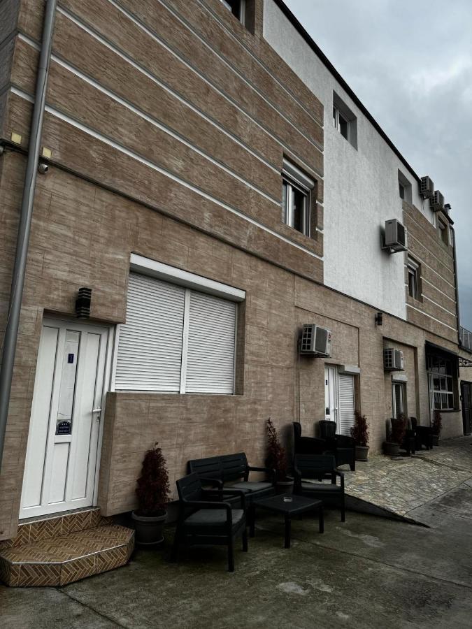 Apartments Vila Brzi & Beka - Chambres d’hôtes