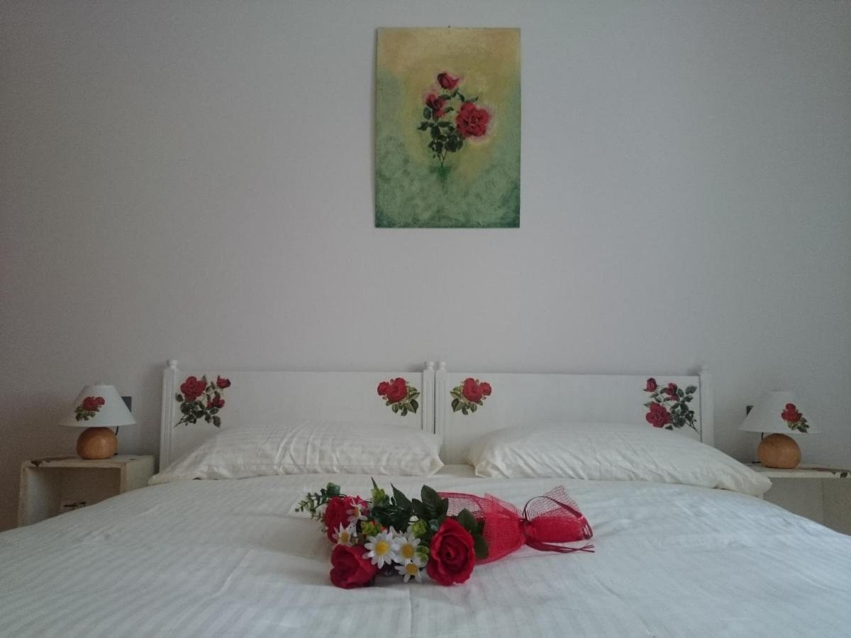 Camera Matrimoniale/Doppia con Letti Singoli con Bagno Privato