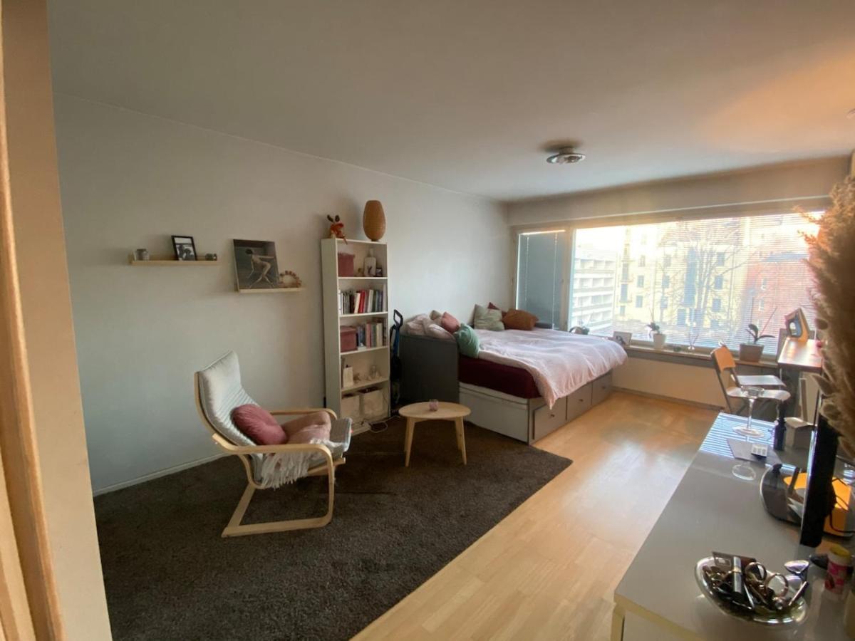 Cozy studio in Punavuori - B&B