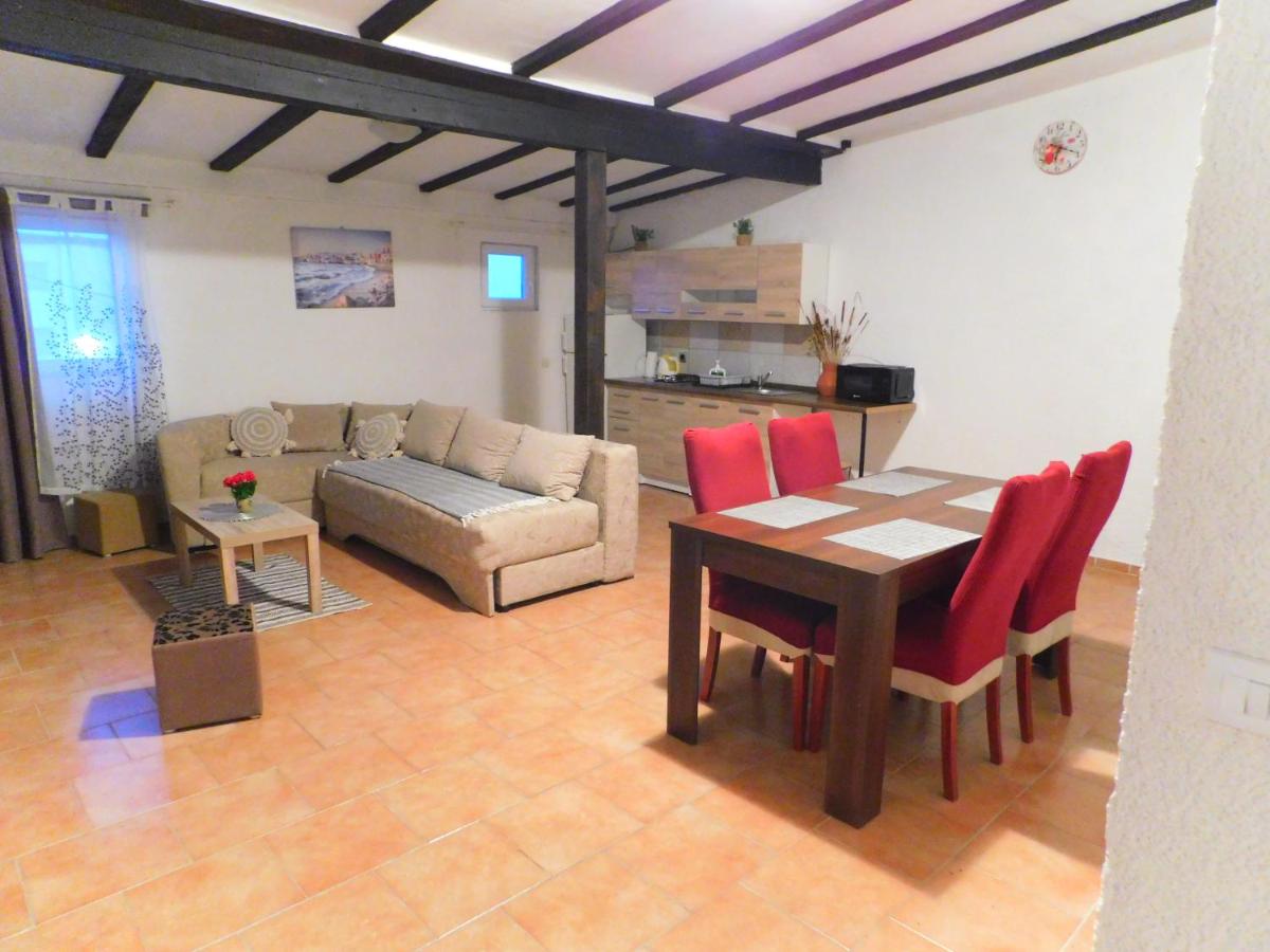 Apartman Slavica - B&B