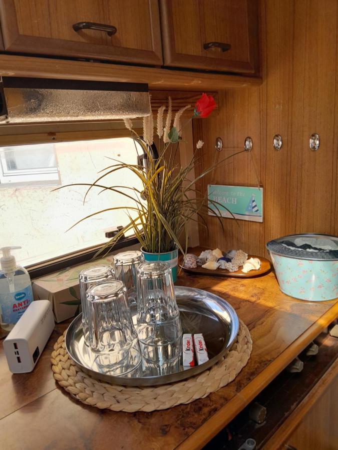 Moving Inn - Retro Übernachten im Wohnwagen, günstig & zentral