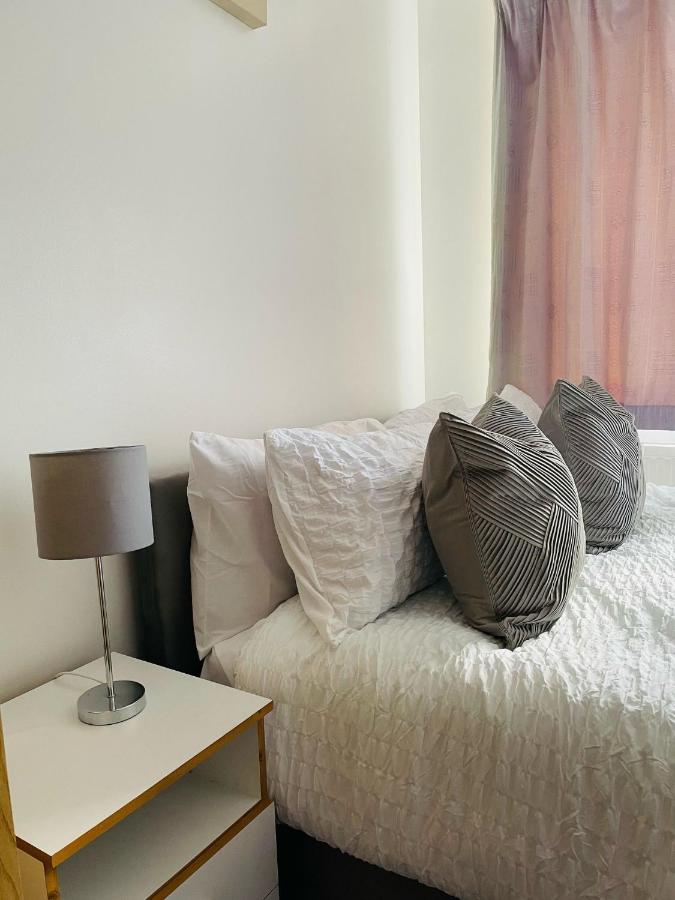 8 Gothic Close Nottingham - B&B
