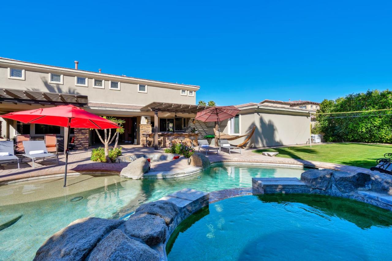 Coachella II Estate - B&B