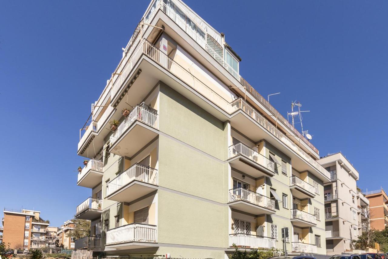 Hostly-Salotti Terrace Suite-20min to Vatican - B&B