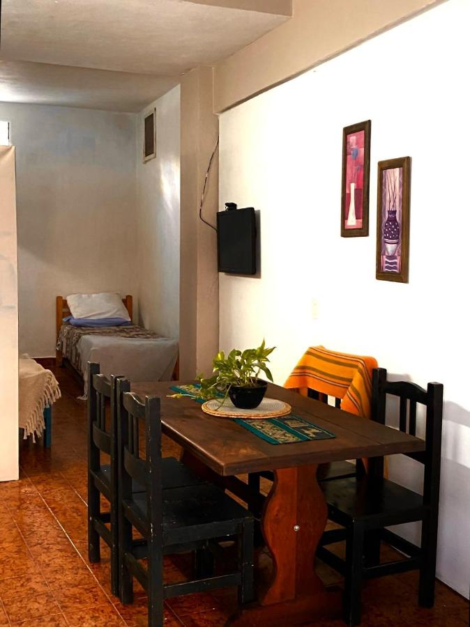 Monoambiente Centrico a Mts Estacion San Fernando - B&B