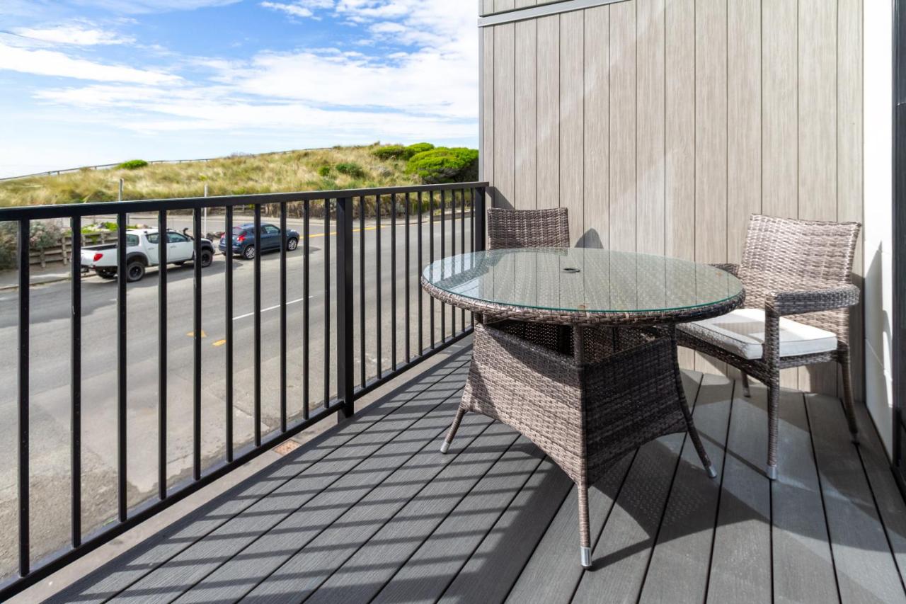 Seaside 2 Bed 2 Bath Haven Short Walk to the Beach - B&B