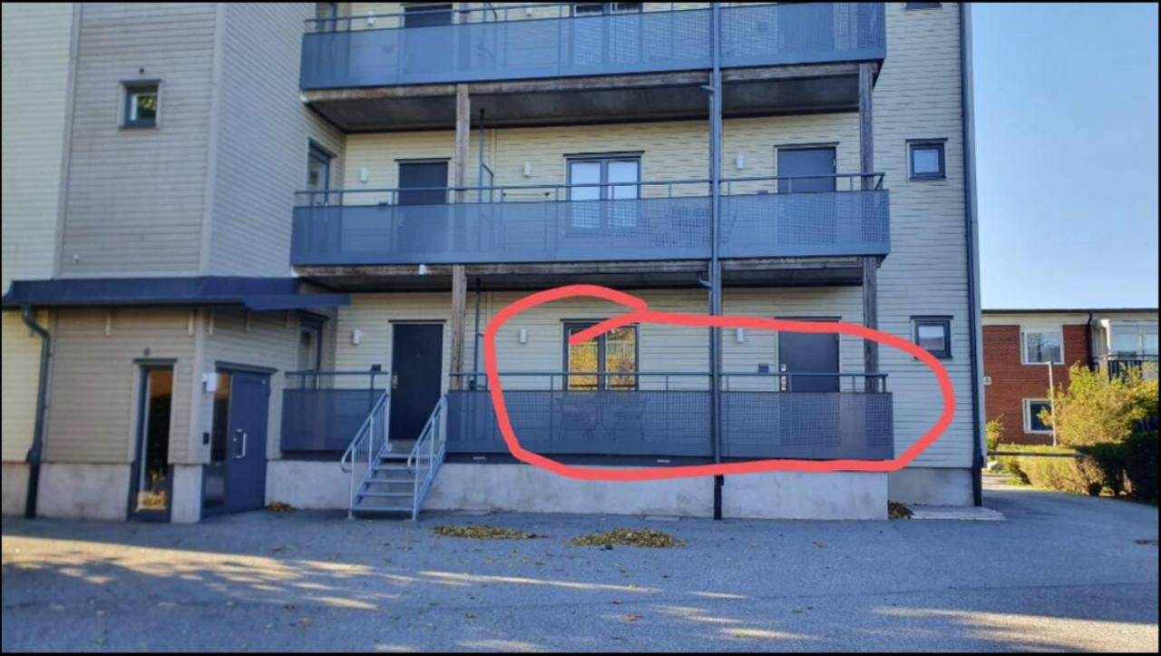 Entire apartment near Arlanda airport Stockholm - B&B
