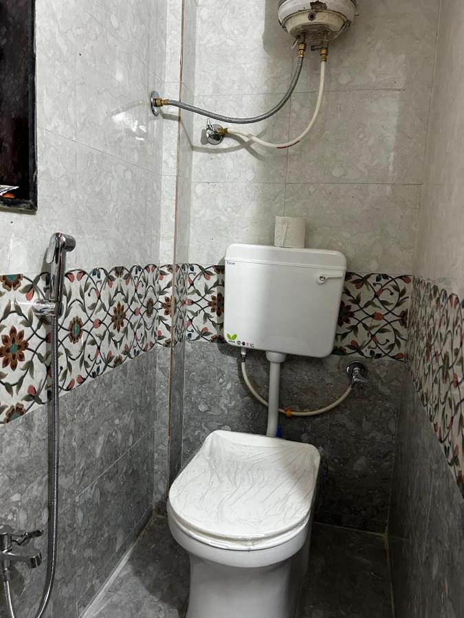 lovely room in kp 103 - B&B poona
