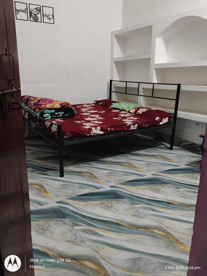 Doppelzimmer mit Gemeinschaftsbad