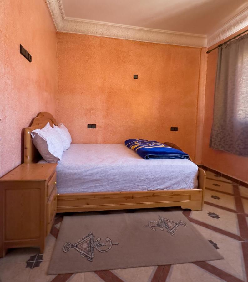 Standard Double Room with Shared Bathroom