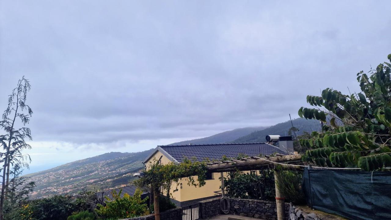 Madeira Mountain Paradise - Casa da Levada do Arco - B&B Arco da Calheta