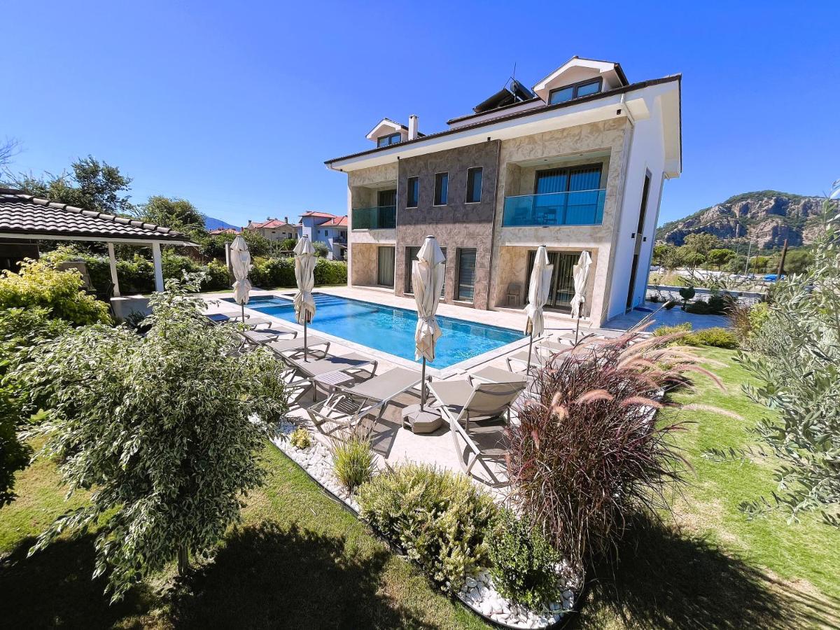 Villa SAHRA EXCLUSIVE DALYAN - Family-Friendly Luxury Villa in Dalyan Centre with Large Private Pool & Garden - Chambres d'hôtes Ortaca