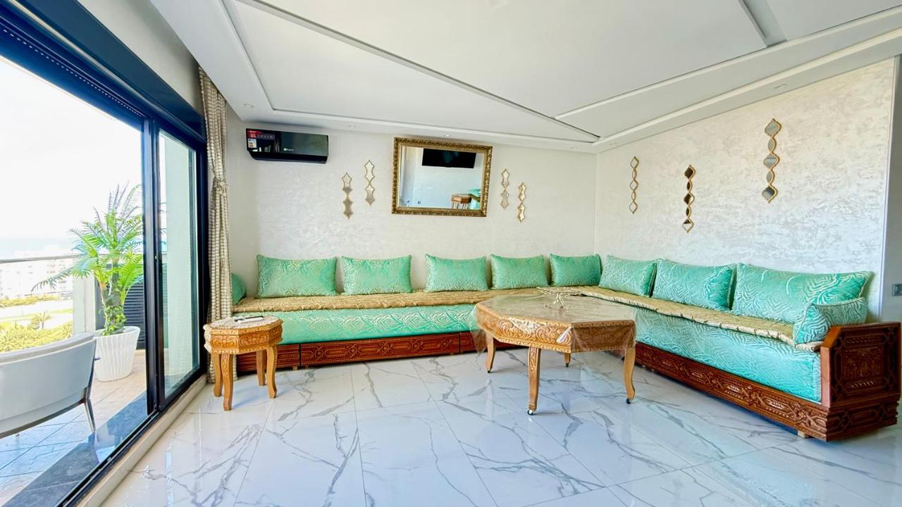 Appartement Confort Vue Mer I Piscine et Parking I Exclusivement aux Familles - Chambres d'hôtes Tanger