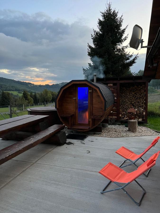 Chalety Vreščovské Sedlo - B&B Skalité