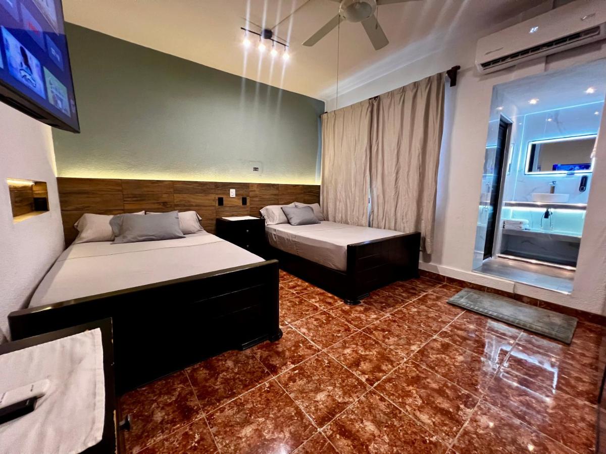 Quadruple Room with Private Bathroom